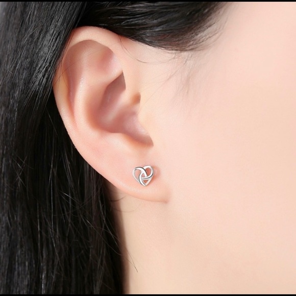 🎉HOST PICK🎉STERLING SILVER HEARTS - Picture 4 of 6